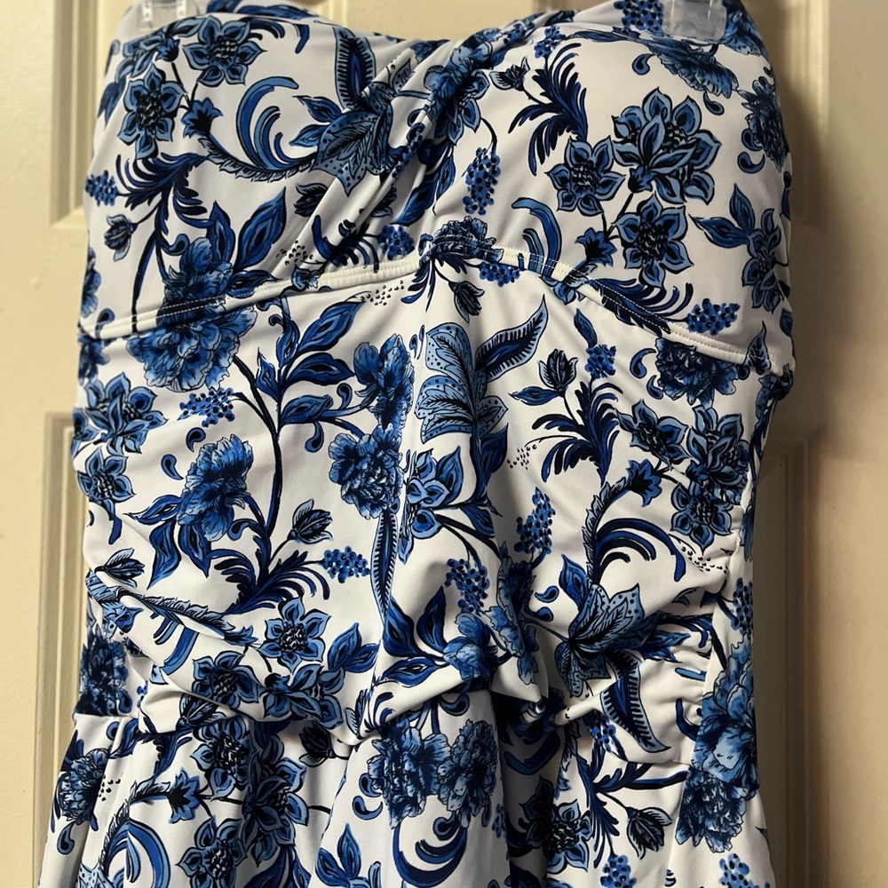 **New**With Tags ~ Bal Harbour ~ Women’s ~ Swimsuit ~ Size 16 ~ XL ~ With Straps - Picture 5 of 16